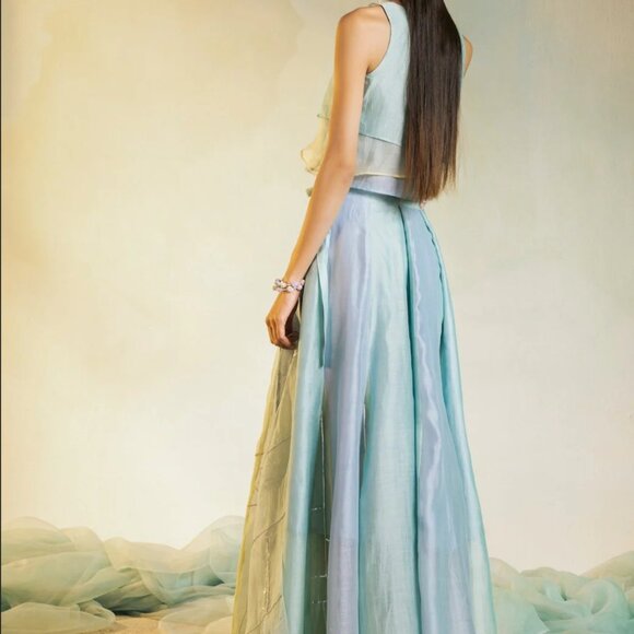 Charkhee pastel lehenga - Picture 2 of 7